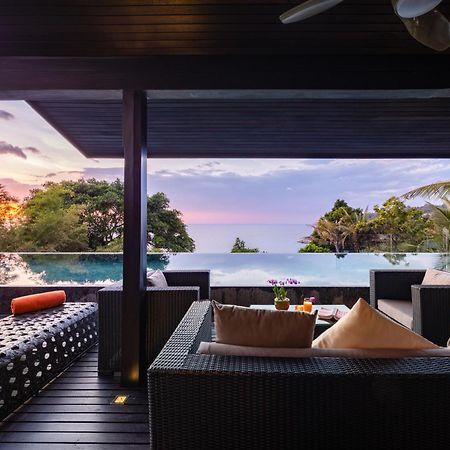 Villa Yang, Private Oceanfront Villa, Kamala-part Kültér fotó