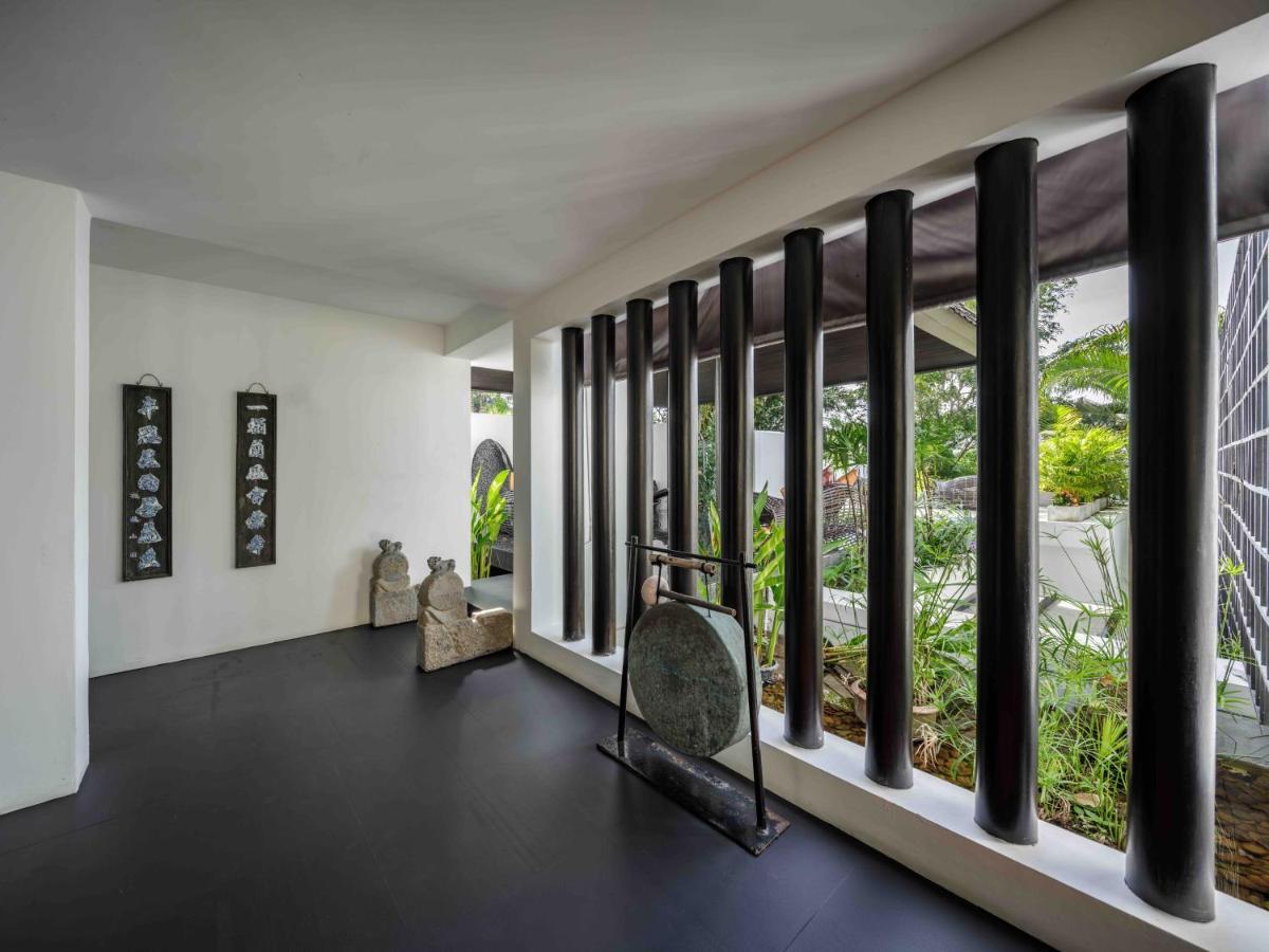 Villa Yang, Private Oceanfront Villa, Kamala-part Kültér fotó