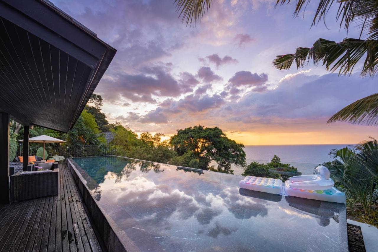 Villa Yang, Private Oceanfront Villa, Kamala-part Kültér fotó