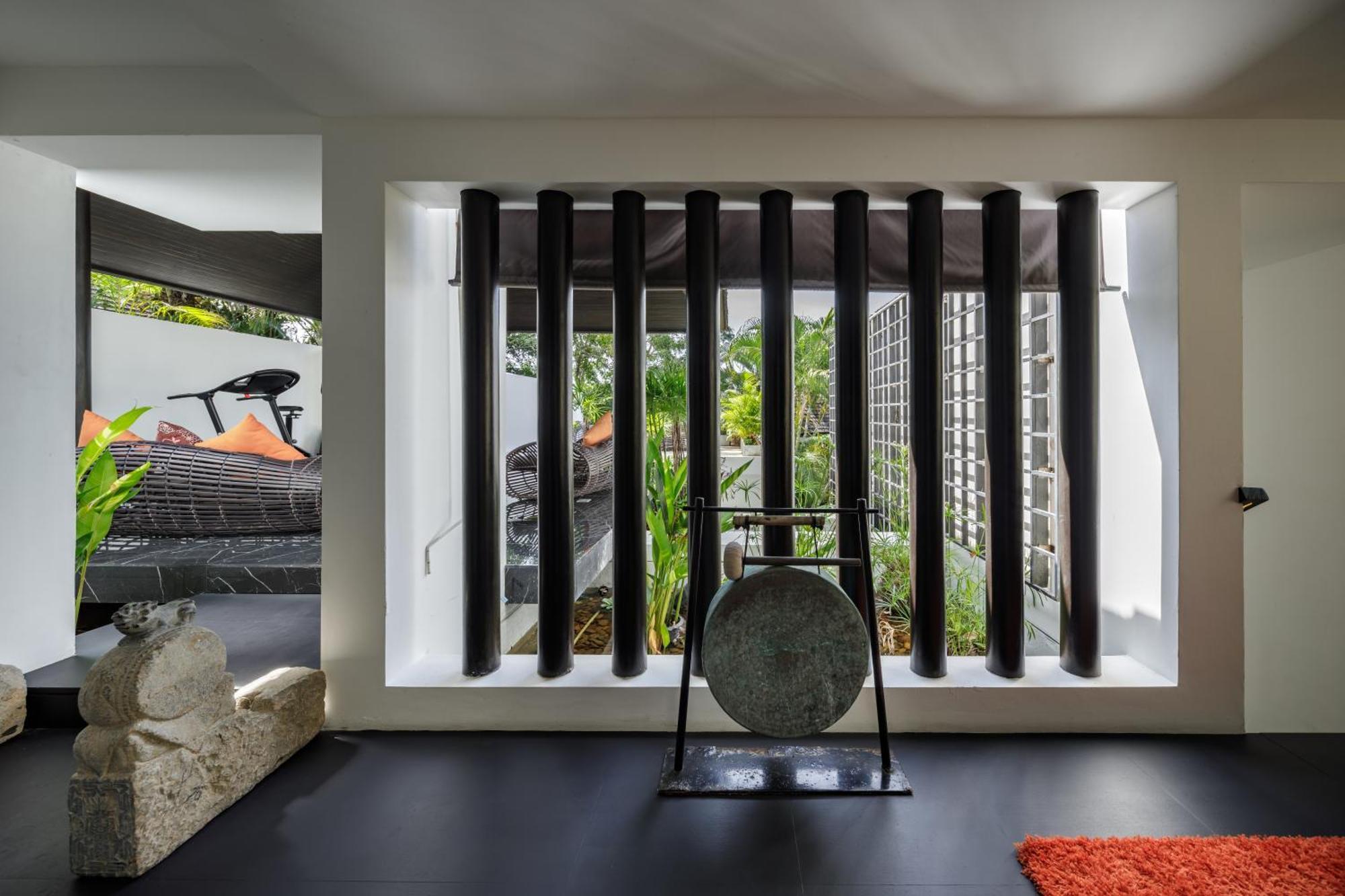 Villa Yang, Private Oceanfront Villa, Kamala-part Kültér fotó